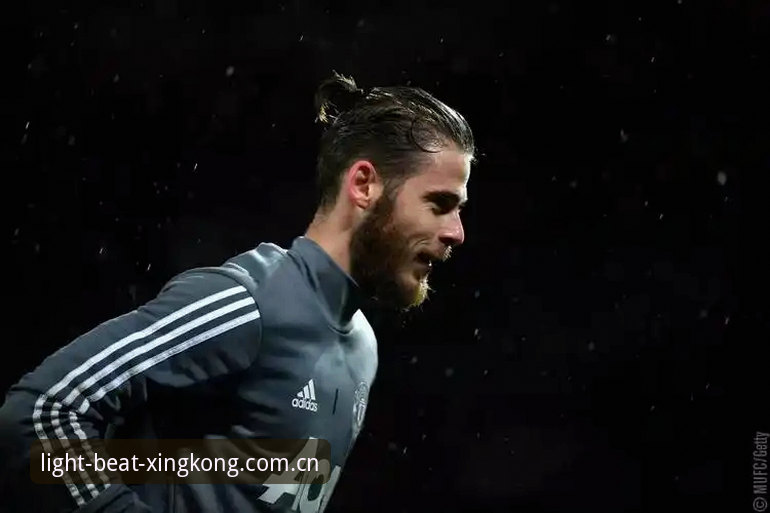 64分钟背后的奇迹：卢卡库父亲离世的最后一份骄傲——星空体育平台深度评测